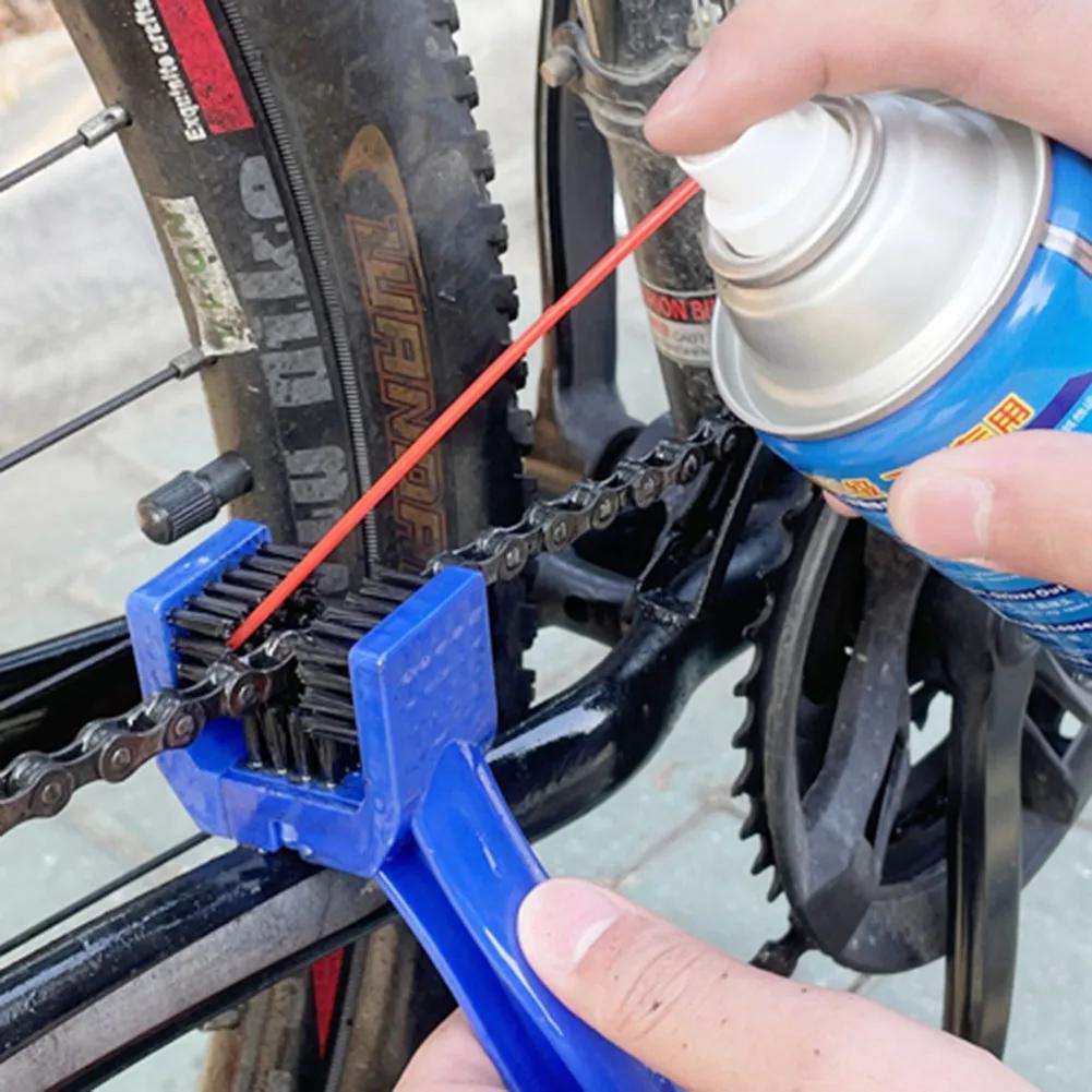 Motorcycle Chain Lube Applicator Splash Proof Motorcycle Chain Cleaning Tool Portable Motorcycle Chain Oiler for Motorcycle Bike