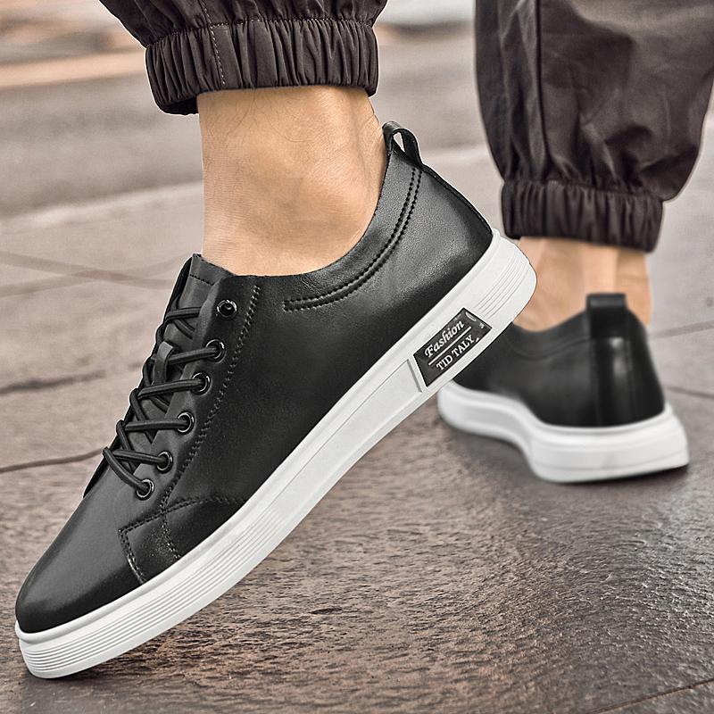 Casual men's board shoes Classic high-quality comfortable style and outdoor youth flat shoes White luxury Trendy