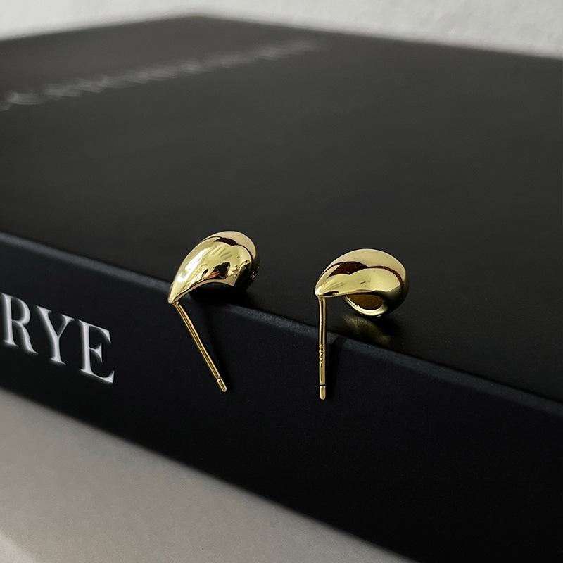 

Women s Niche Bean Stud Earrings, 925 Silver Water Drop Design, Spring/Summer 2023 Trend.