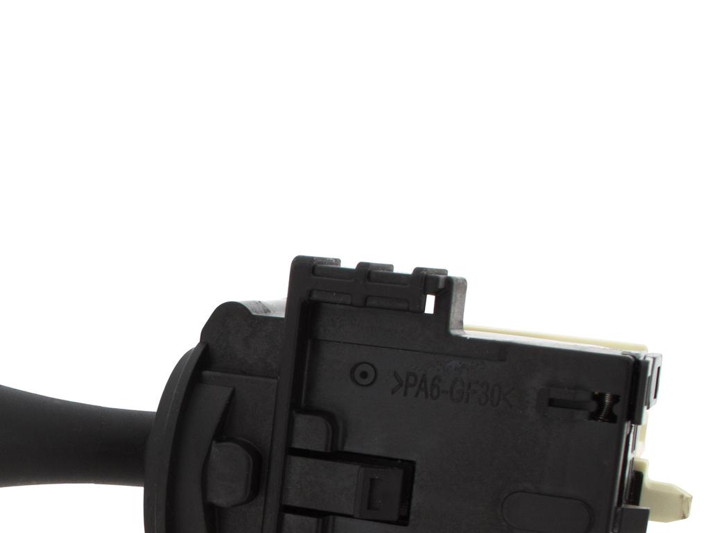 Toyota Yaris Verso 99-05 Lever Light and Turn Signal Switch