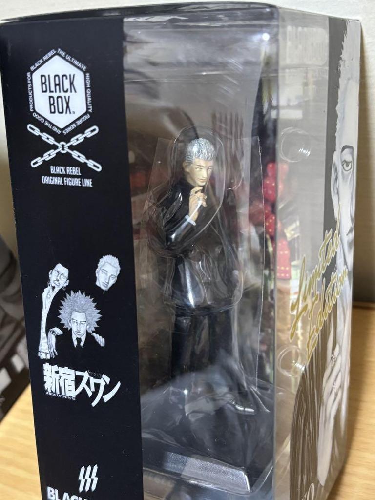 [USED] Shinjuku Swan Figure Set of 3 - Tatsuhiko Shiratori