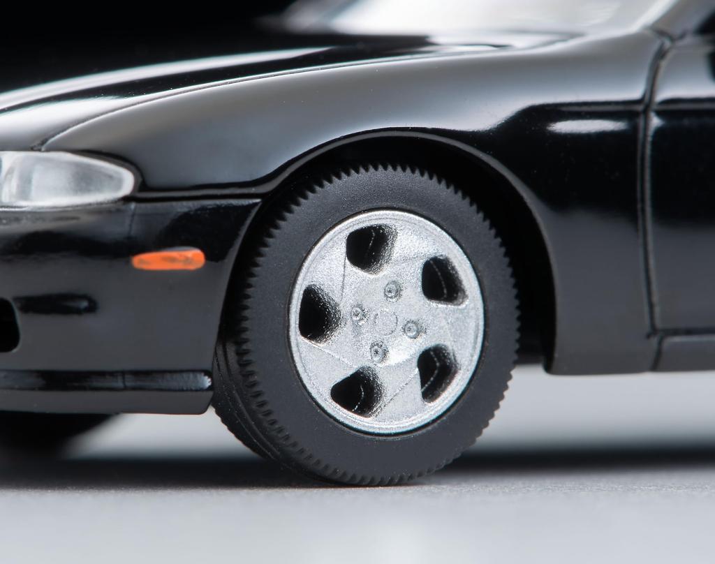 TOMYTEC Tomica Limited Vintage Neo LV-N333a Nissan Silvia Q's Aero 95 Year (Black) Finished Product