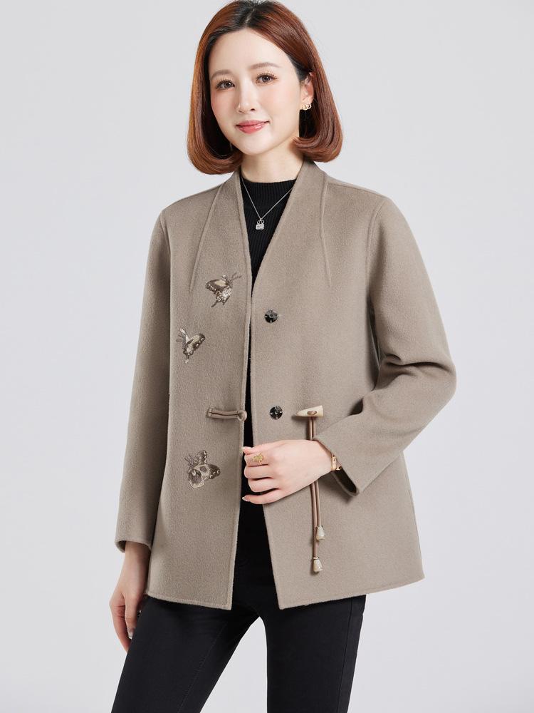 Mom's Embroidered Double-Faced Cashmere V-Neck Short Coat for Middle-Aged and Elderly Women - Autumn/Winter Fashion