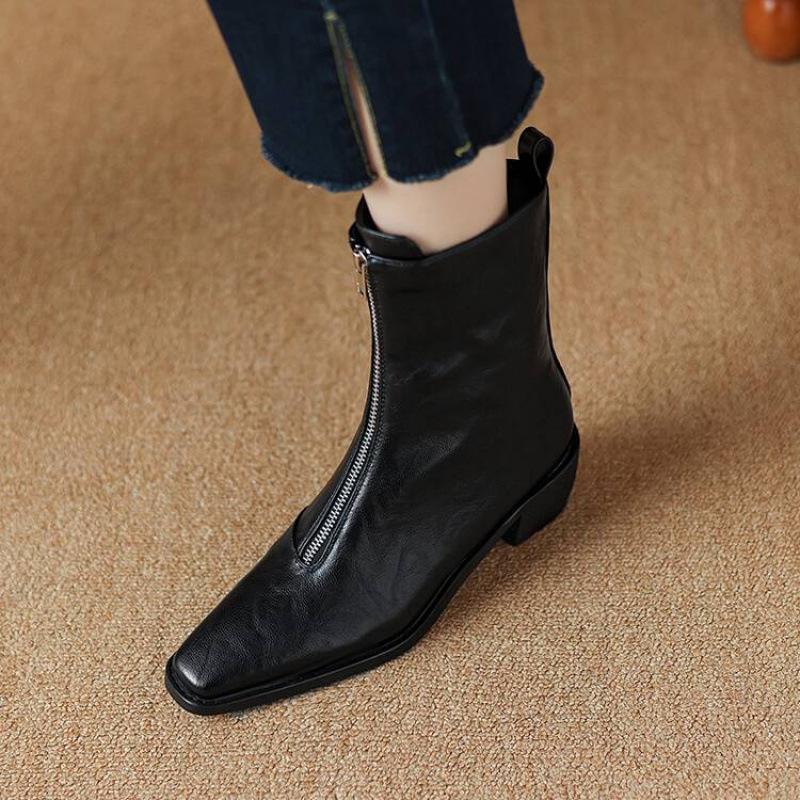 

Новые женские модные ботинки большого размера, резиновая подошва, кожаная поверхность, средний каблук, ботинки средней высоты голенища, осенне-зимние, квадратный каблук, корейская версия о 39 чёрный