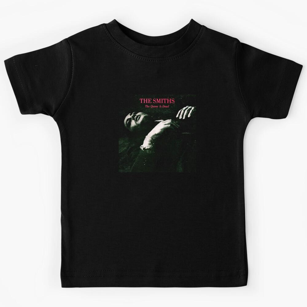 the q is dead Kids T-Shirt 110