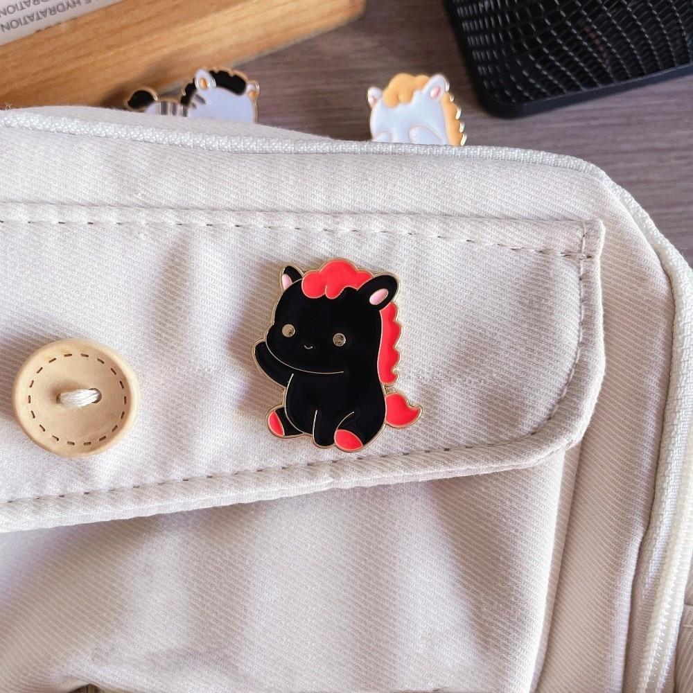 Chinese Style Zodiac Horse Brooch Zinc Zinc Zinc Alloy Animal Brooch New Year Lapel Pins  Spring Festival