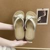 Thick-soled Shit-stepping Slippers Women's 2025 New Summer Cross-strap Beach Shoes Korean Version Out of the Street Fashion Sandals