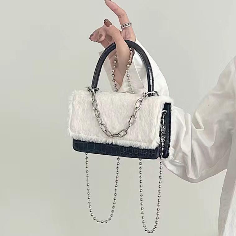 

Женская сумка на цепочке, переносная маленькая квадратная сумка, весна-лето, новая модная ретро-сумка Fury Girl Feeling на одно плечо