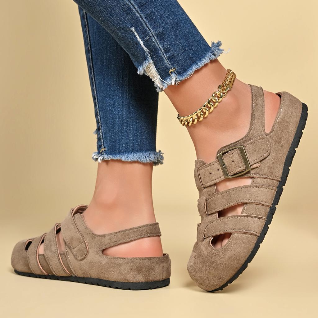 Women Sandals Large Size Flat Roman Style Sandals Women Summer Outdoor Round Toe Shoes Women Hollow Out Design Casual Shoes