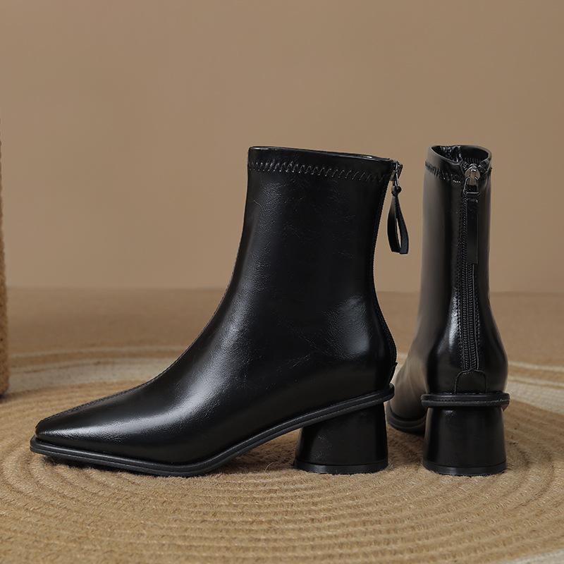 Fashion Square Head Short Boots Women's 2025 Autumn and Winter New Soft Sole Fashion Versatile Thick Heel Chelsea Thin Boots Women