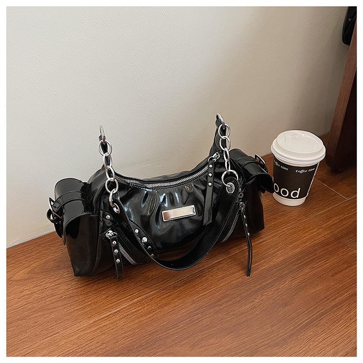 New Rivet Women's Bag Multifunctional Retro Bag Large Capacity Portable Shoulder Bag Soft Texture Casual Bag