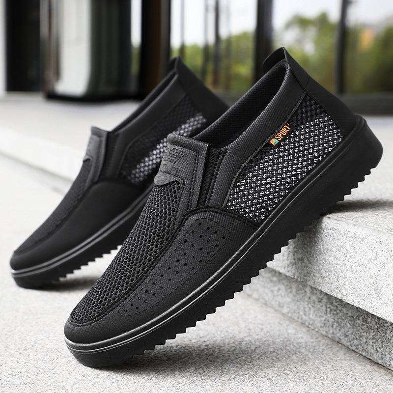 Plus Size Men's Breathable Mesh Slip-On Casual Shoes