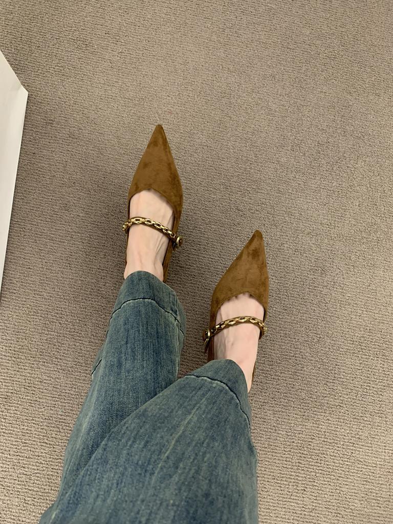 Retro niche chain word with shallow mouth pointed head suede Mary Jane shoes commuter low heel evening wind single shoes