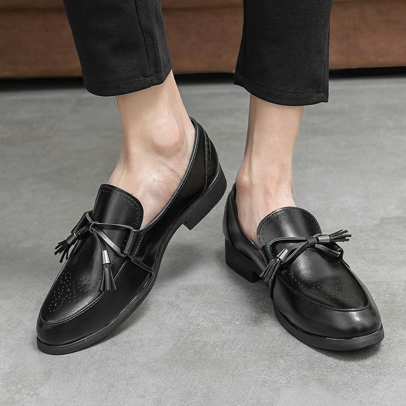 Men's Shoes Large Size New Casual Leather Shoes Fashion Business Foot Dress Shoes Trend Pointed Loafers