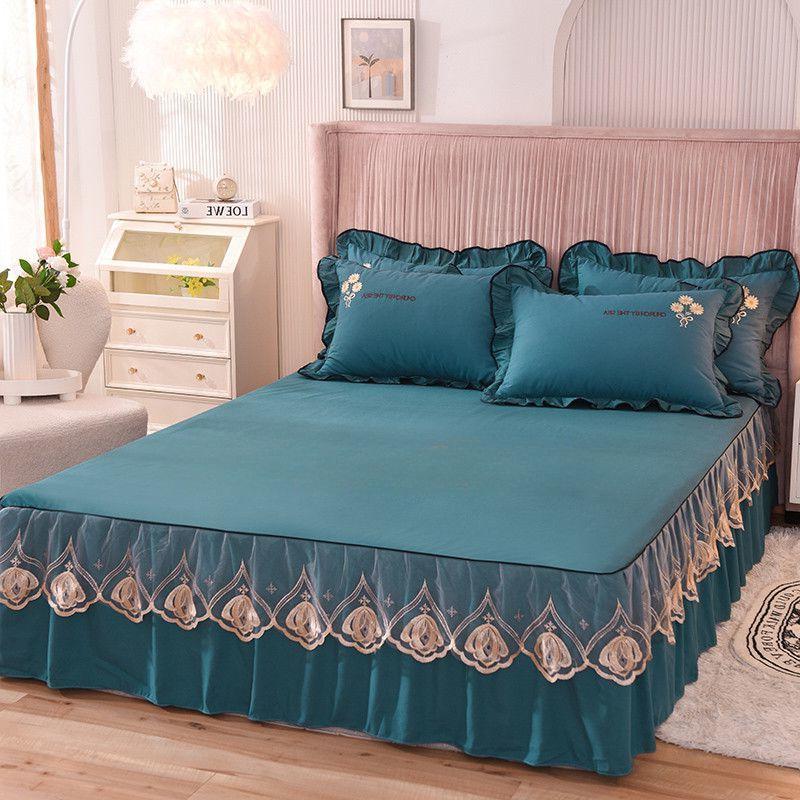 Saisonale universelle, hautfreundliche Tagesdecke, dicke Bettlaken mit Baumwollpolsterung, moderner, minimalistischer Anti-Rutsch-Schutzbezug