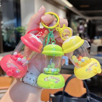 Keychain Pendant Portable Juicer Shape Key Chain with Movable Parts Colorful Beads Lightweight Buckle Design Keyring Keys Backpacks Decompression Toy