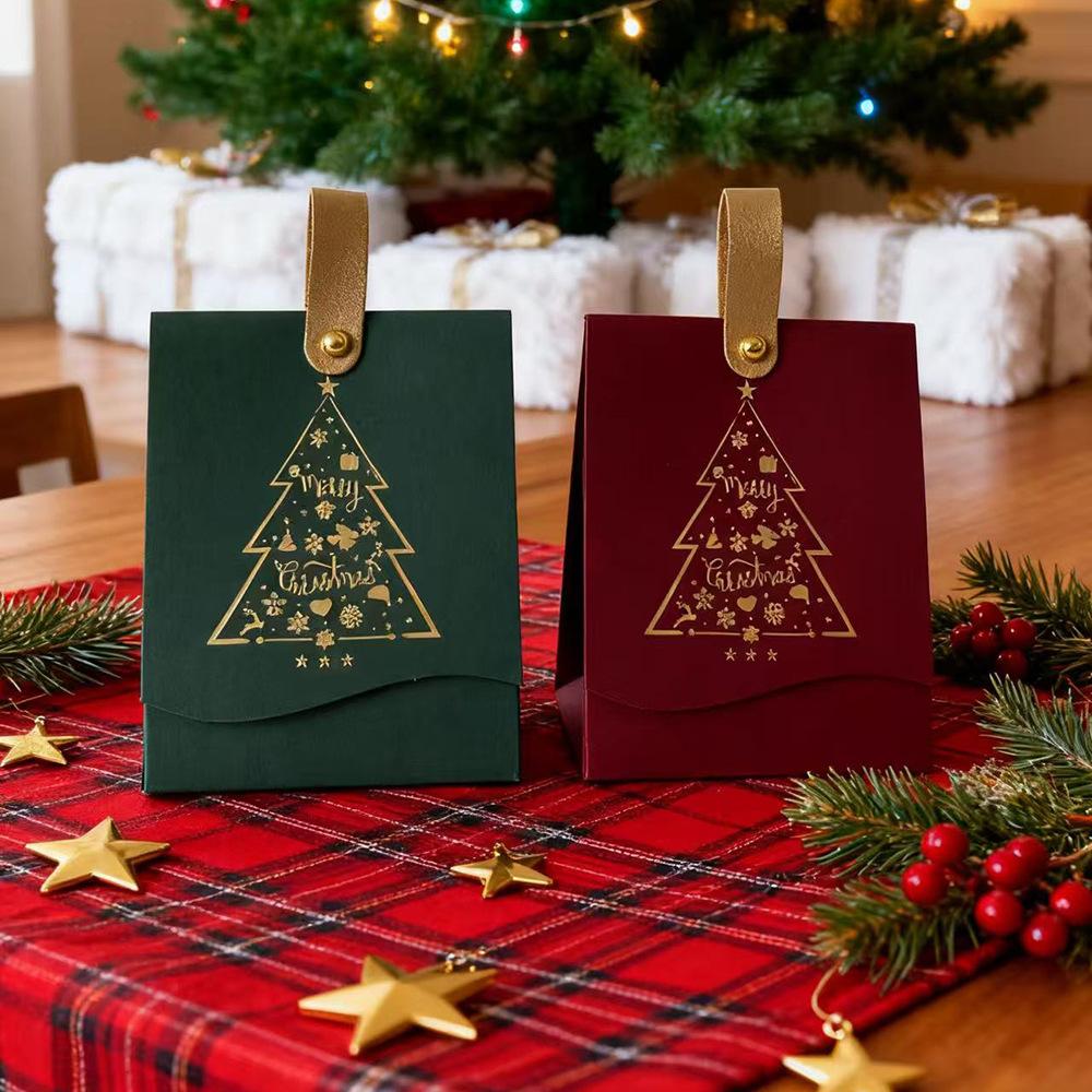 10pcs Christmas Tree Pattern Candy Bags Party Favors Xmas Candies and Cookies Presents Merry Christmas Boxes with Leather Handle