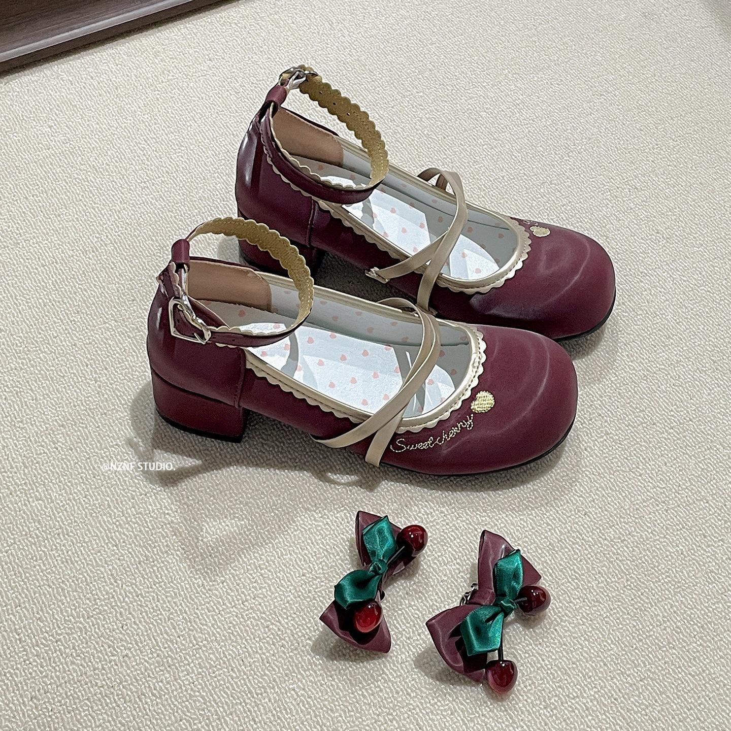 

Ретро красные высококлассные французские туфли-лодочки на толстом каблуке, женские летние 2025 новые, универсальные туфли Мэри Джейн для ношения с юбкой 39 бордовый