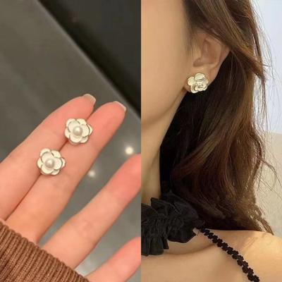 Weiße Kamelie Licht Luxus Ohrringe Neue frauen Temperament Hohe Grade Ohrringe Student Geburtstag Geschenk Zubehör