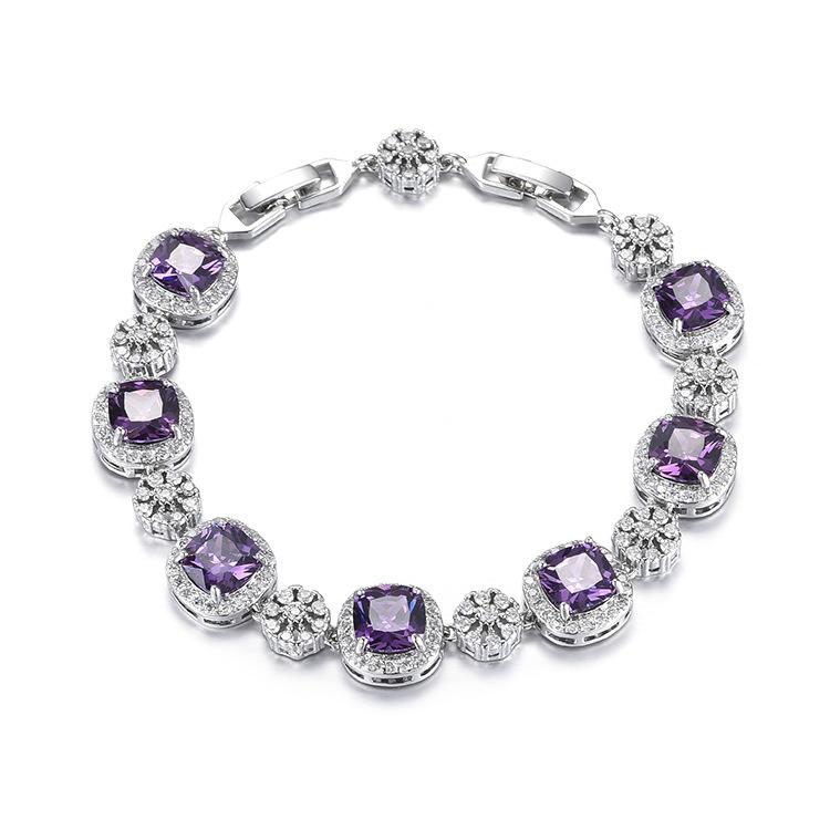 European and American advanced square princess fashion zircon bracelet female square inlaid luxury zircon bracelet.