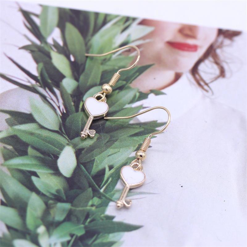 Charming Heart Key Earrings with DIY Oil Drip Pendant - Fashionable and Versatile Style