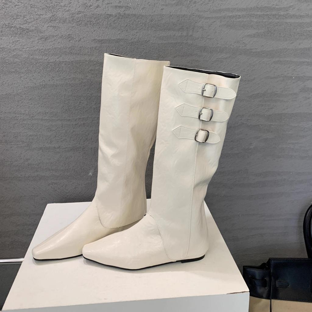 2025 Herbst neue Mode spitz zulaufende Stiefel mit innerer Erhöhung Weiblichkeit vielseitig Gürtelschnalle Ärmel Mode Stiefel