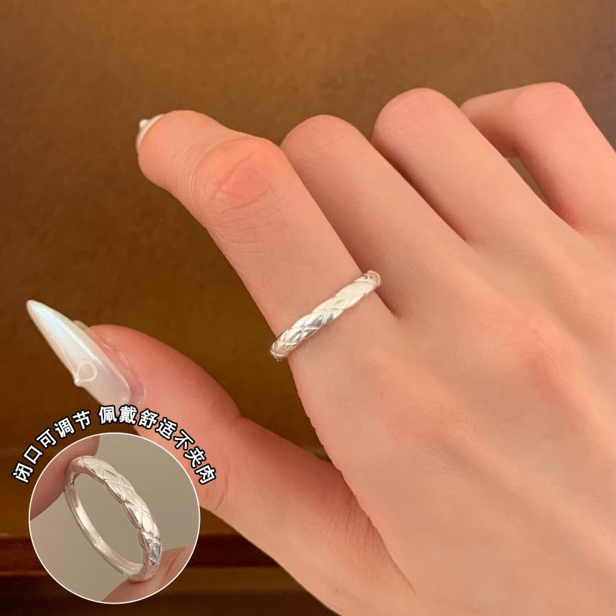 S925 sterling silver geometric ring of the same style, niche design, personalized fashion index finger ring, light luxury, simple and versatile ring.
