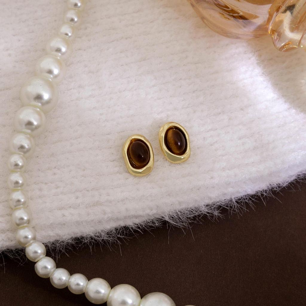 Silver Needle Tiger Eye & Rhinestone Round Geometric Earrings - Japanese & Korean Retro Style for Autumn/Winter
