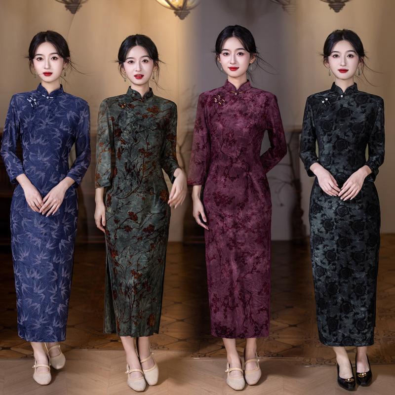 1011 autumn and winter new national style improved flocking composite cheongsam new Chinese large size long women's wedding ceremony