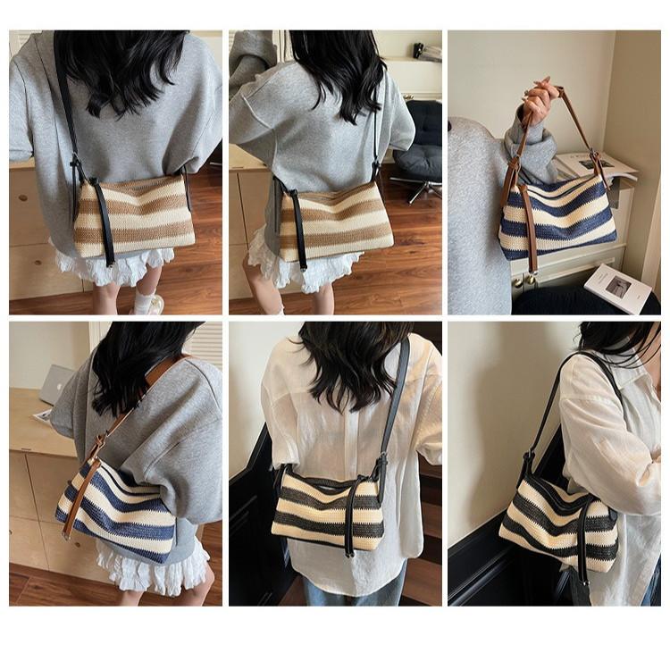 IELGY Ladies Messenger Bag Woven Fashion Vacation Shoulder Large Capacity Straw Bag