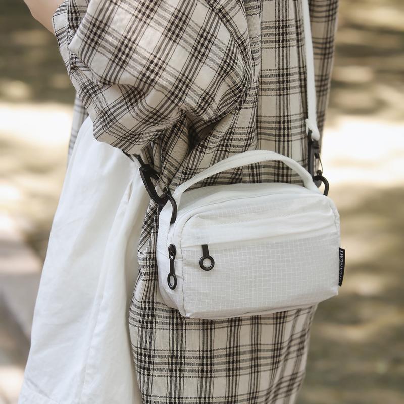 Women Nylon Small Handbag Men Waterproof Lightweight Shoulder Bag Solid Color Crossbody Mobile Phone Bag