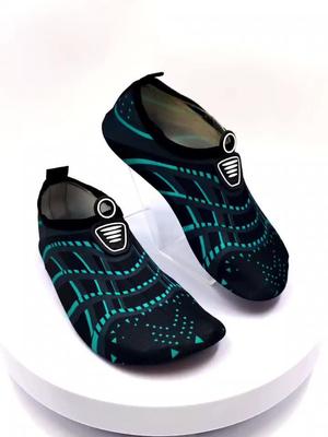 Bestselling Unisex Amphibious Quick-Dry Beach & Wading Shoes - Non-Slip, Breathable & Suitable for Canyoneering & Swimming.