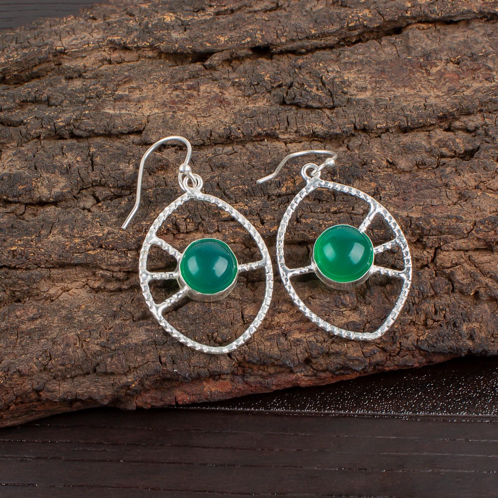 

Green Onyx Cab Gemstone 925 Sterling Silver Jewelry Handmade Hook Earrings 2.00 EE-52-29