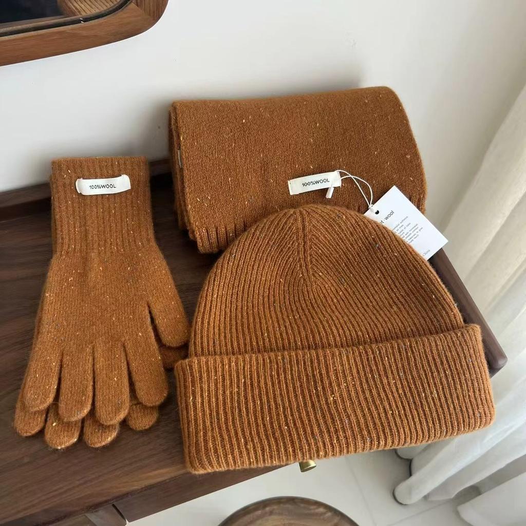 Autunno e inverno caldo blu lana lavorata a maglia cappello di lana guanti sciarpa set da tre pezzi donne e uomini regalo retrò
