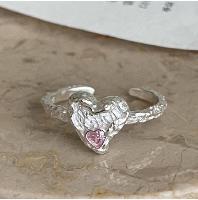 

Textured Unique Design Ring For Women In Geometric Style Perfect For Fashion Forward Looks J4671