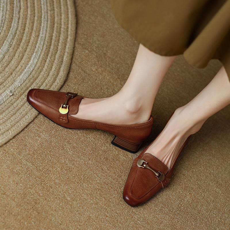 Retro Leather Shoes - New Women's Style, Versatile, Thick Mid-heel, Shallow Toe, Single Shoe