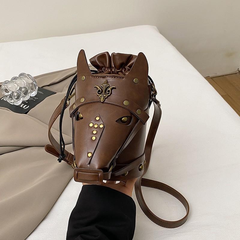 

Bag Women Roman Style Creative Horse Head Mask Bucket Unique One-shoulder Cross-body коричневий