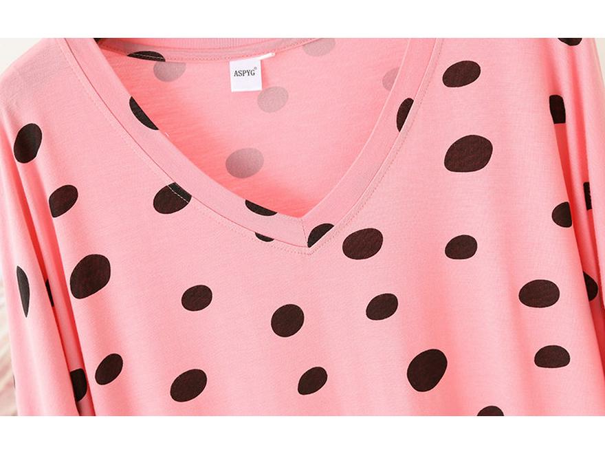 Modales Nachthemd mit Punkten und V-Ausschnitt – Mittellanges, locker sitzendes, kurzärmliges Haus- und Strandkleid für Damen