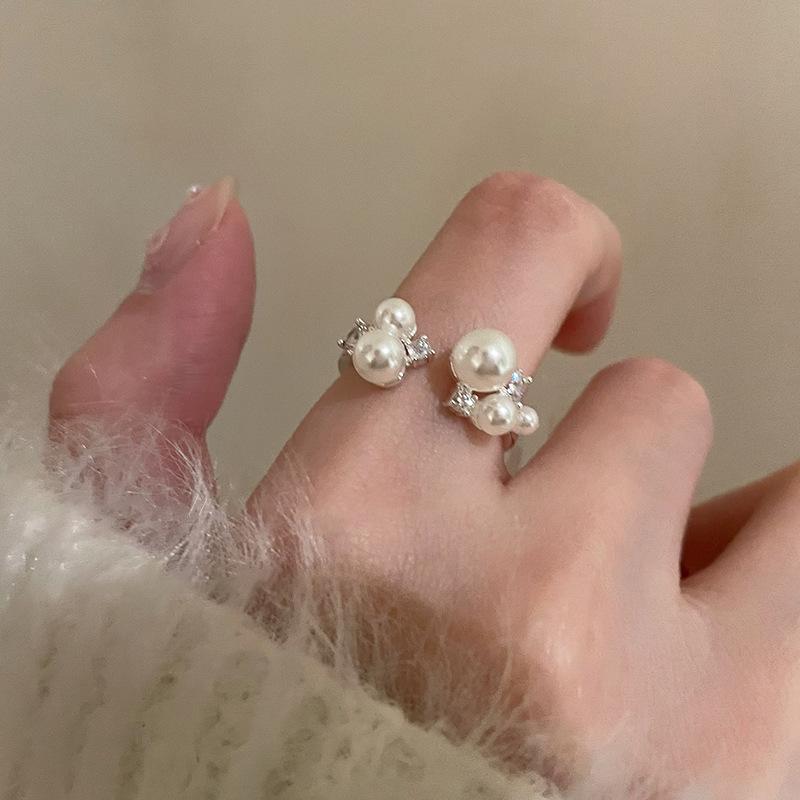 Adjustable Open Artistic Ring With Pearl And Zirconia For Women Chic And Elegant Style