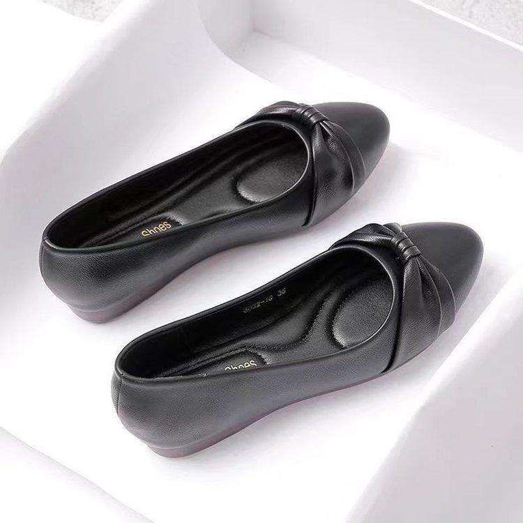 

Single shoes women s spring and autumn flat bottom shallow mouth shoes women s summer shoes 35 чорний