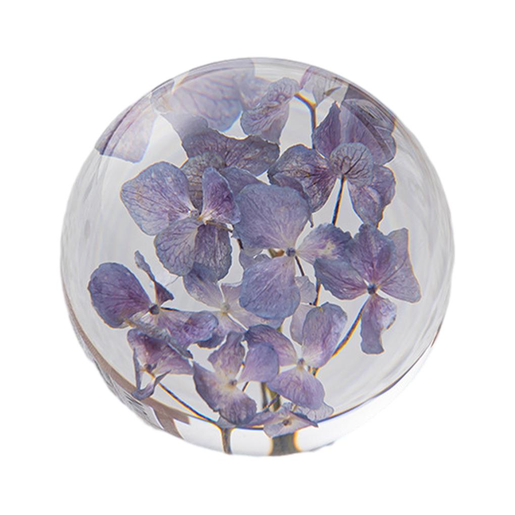 Sfera di Cristallo Floreale Fatta a Mano Tocco di Natura in Casa Regalo Resina Decorativa Sfera dei Sogni Ortensia blu 8cm