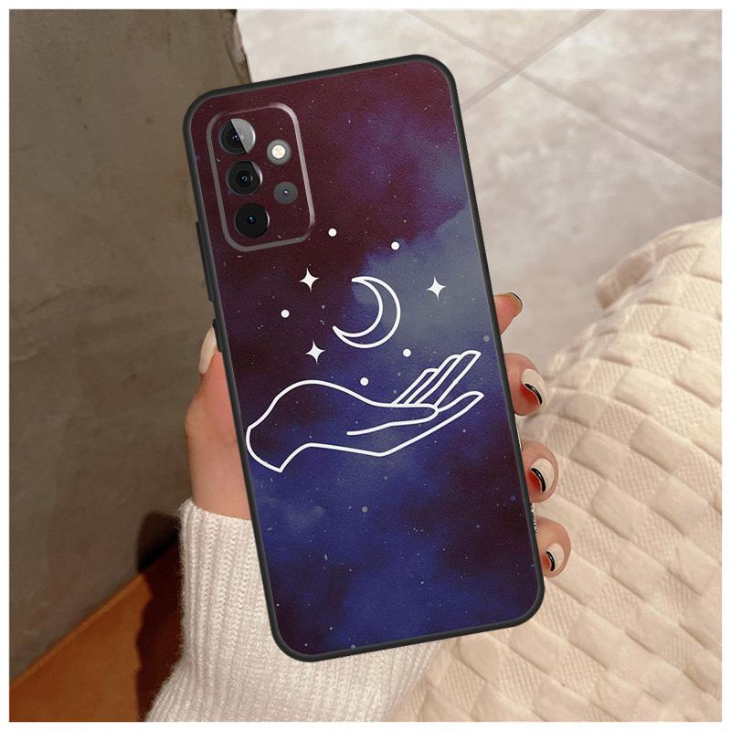 Hand Holding Moon Finger Heart For Samsung Galaxy A36 A56 A16 A26 A06 A52 A53 A33 A13 A34 A54 A14 A15 A35 A55 A22 A32 Case