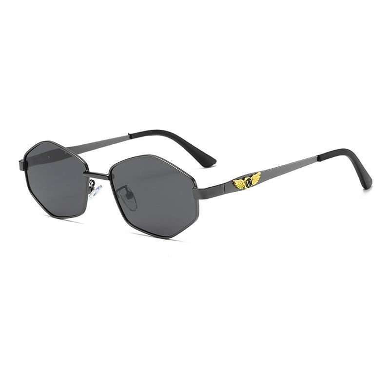 2025 Personalized Diamond Metal Men's Polarized Sunglasses - European & American Summer Outdoor Style