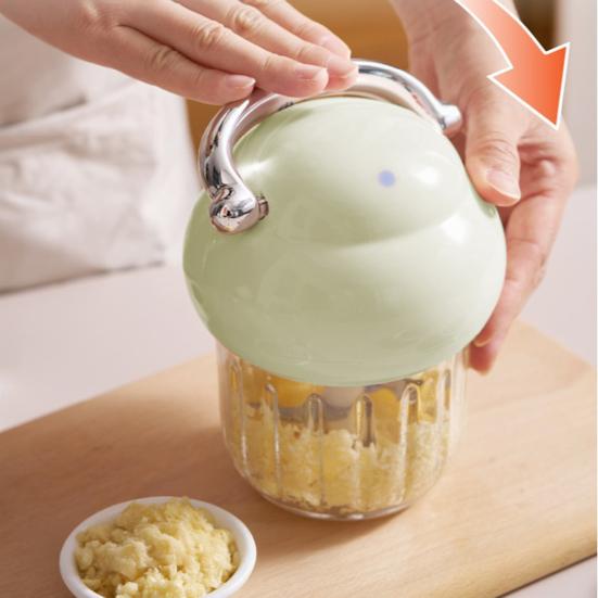 Garlic Pounder with Ergonomic Non-Slip Handle Chopping Vegetables Herb Masher Garlic Crusher Kitchen Tool