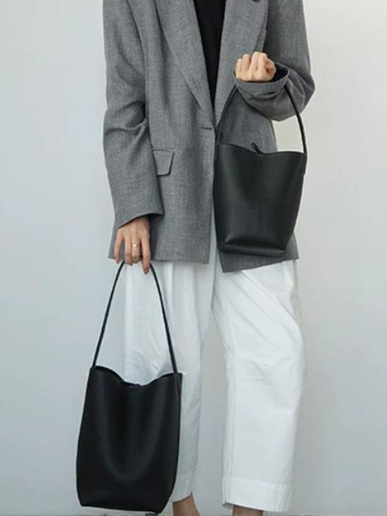 2024 Cowhide Leather Bucket Bag: Minimalist, Large-Capacity Commuter Tote for Women