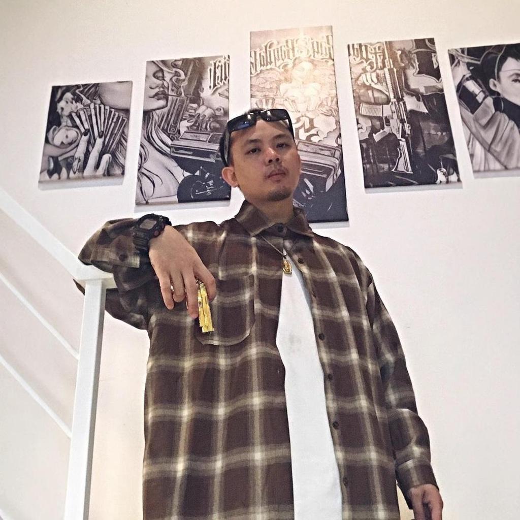 Chicano Classic West Coast Plaid Long Sleeve Button-Down Shirt