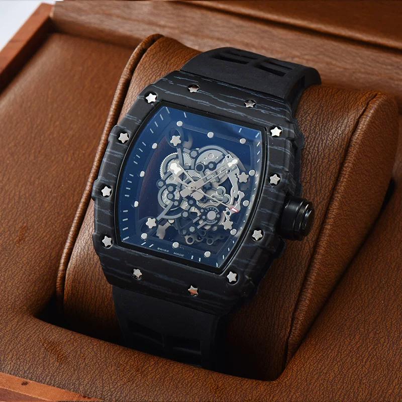 Precision Quartz Watch Stylish Wood Grain Watch Business Carbon Fiber Grain Quartz Watch Classy Creative Fashion Simple Clock