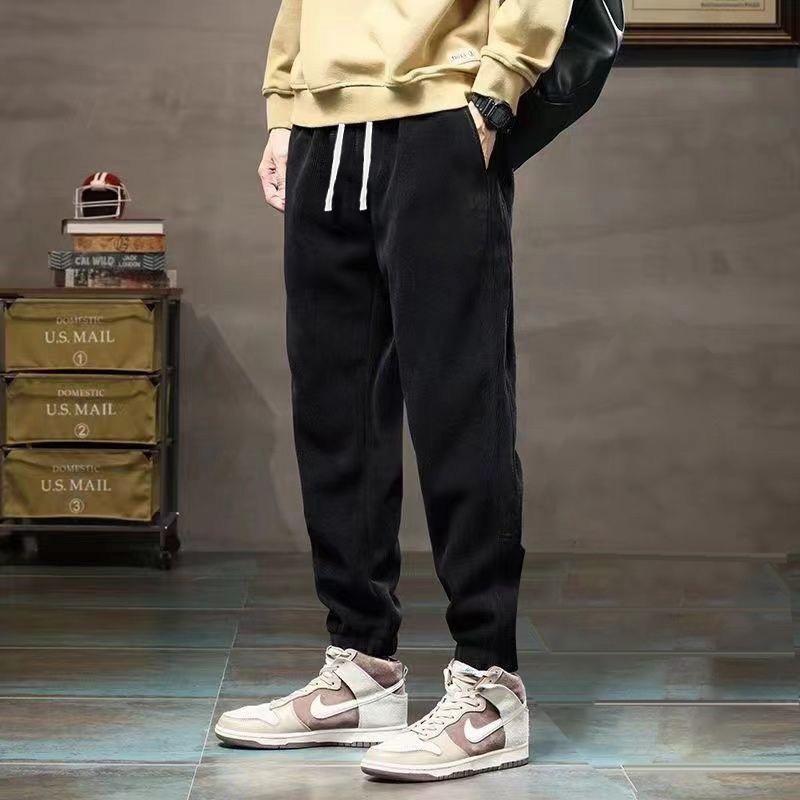 Herren 2024 Locker geschnittene Cord-Jogginghosen mit Bündchen - Frühlings-, Herbst-, Winter-Stil.