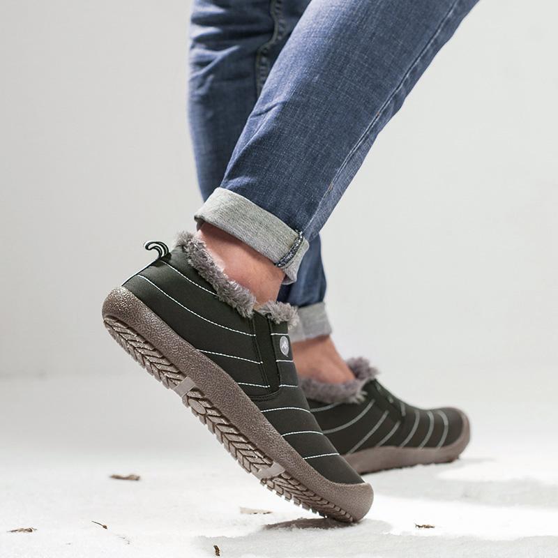 Plush Snow Boots Slip-on Cotton Shoes Winter Warm Casual Sports Shoes Walking Flats Waterproof Daily Shoes