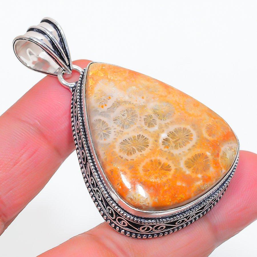 

Natural Fossil Coral Gemstone 925 Sterling Silver Jewelry Pendant 2.21 E1W78